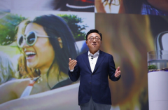 �Ƽ��ɾ���ҫ Galaxy Note8��ʽ��½�й�