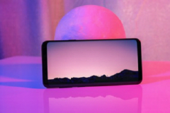 ��ʱ����������� ����Galaxy S9|S9+�����ֻ���Ӱ�¸߶�