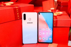 ����ֵ������ ����Galaxy A8s���Ǿ���������Ķ�